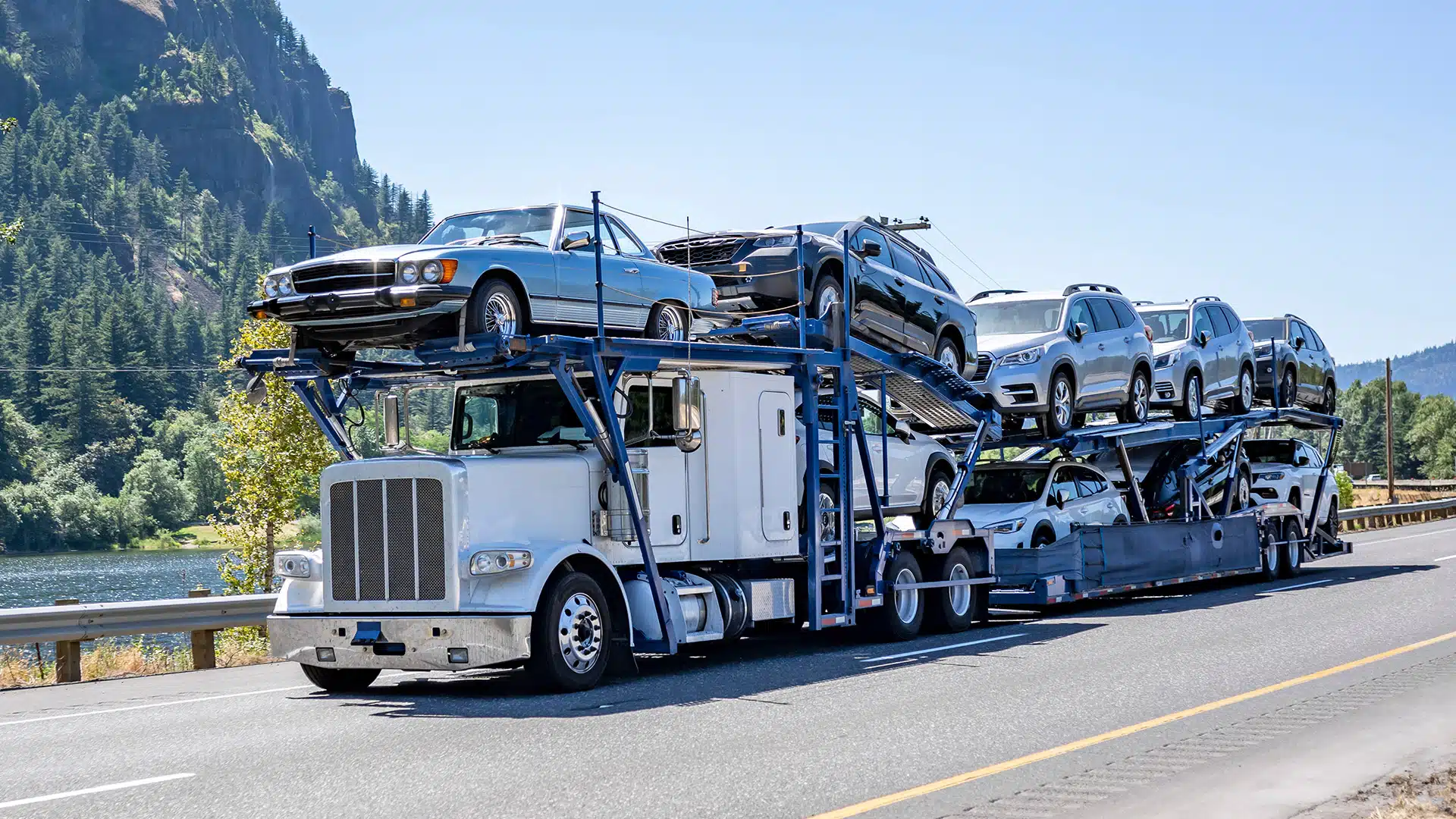 Full-size 7 to 9 vehicle car hauler
